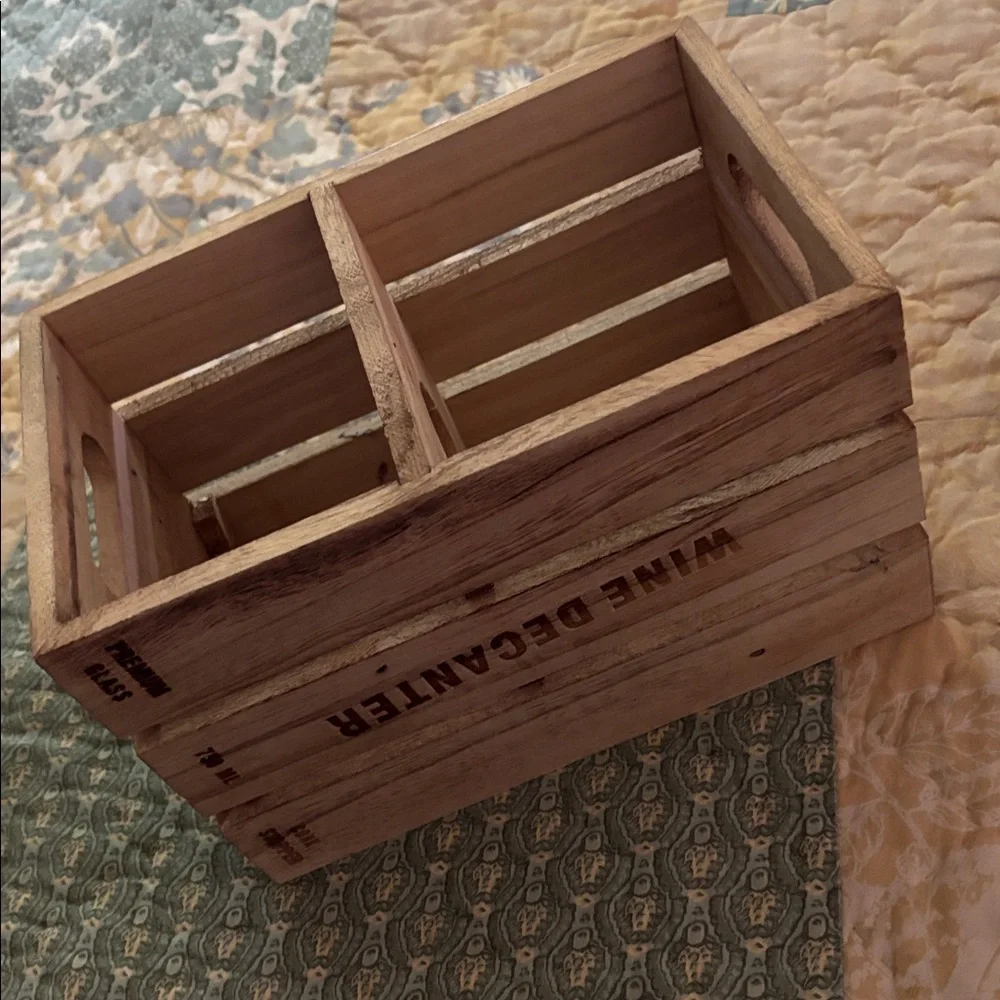 Wooden Wine Decanter Crate 10”x6”